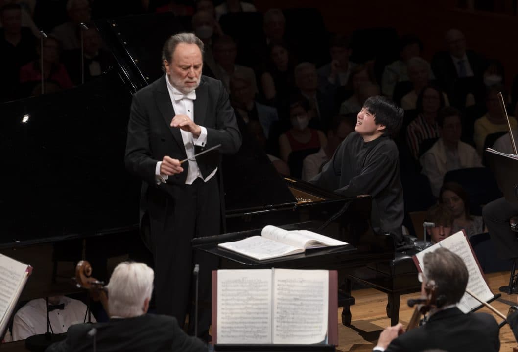 Rachmaninoff: Piano Concerto & Symphony No. 2
Fujita, Chailly, Lucerne Festival Orchestra