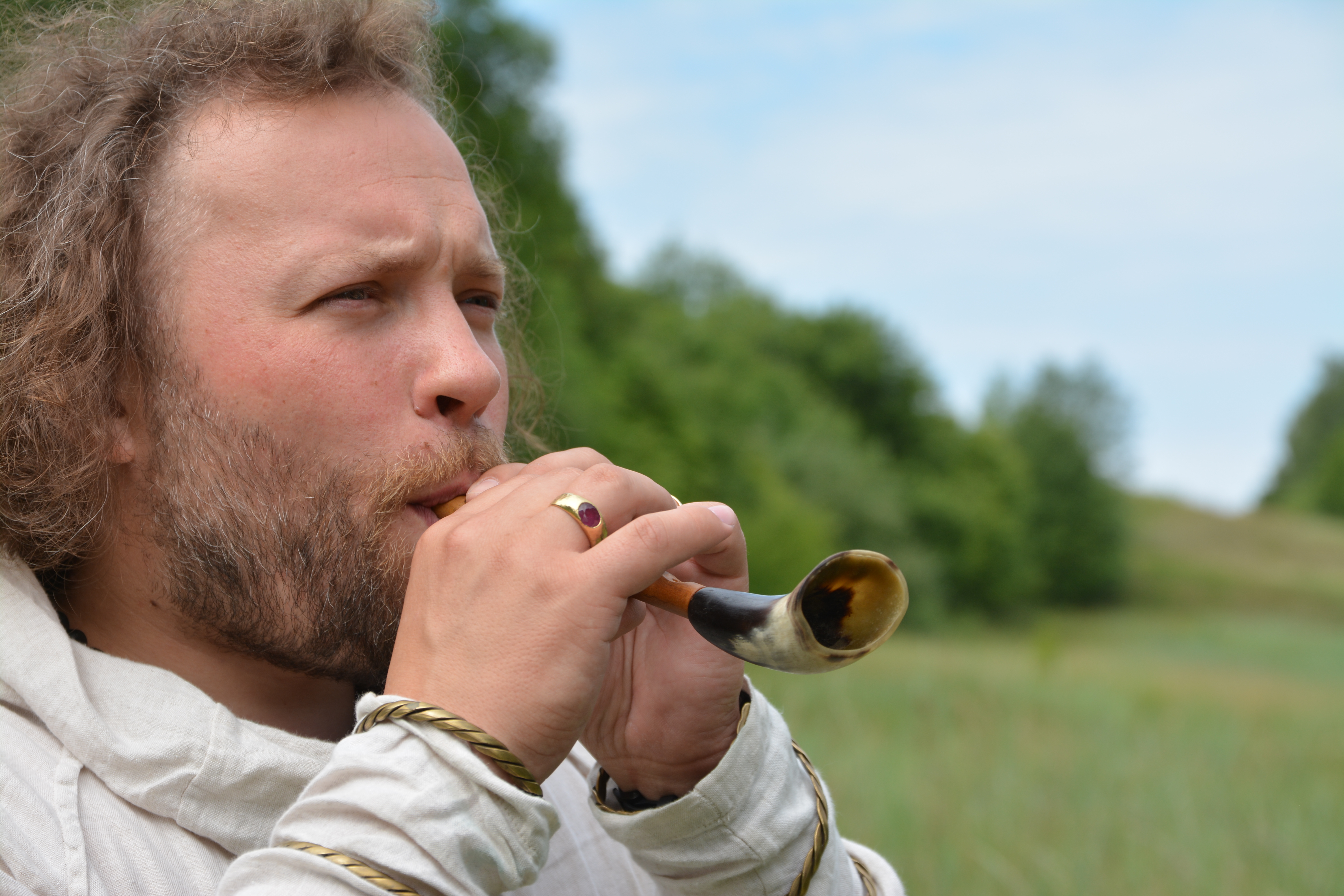 Saulius Petreikis plays the Lithuanian folk instrument Sekminių Ragelis